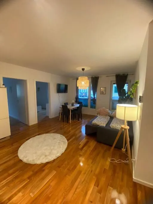 Spacious 2 Bedroom Modern Apartment Vienna Austria